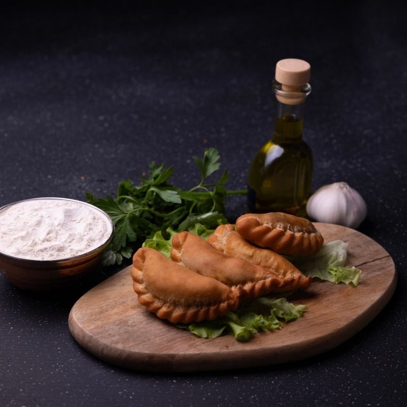  SAMBOSIK-KÖTTPIROG 